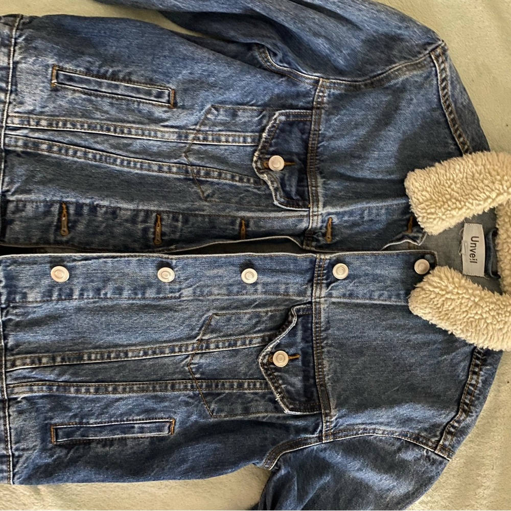 Victoria Secret | Unveil Jean Jacket